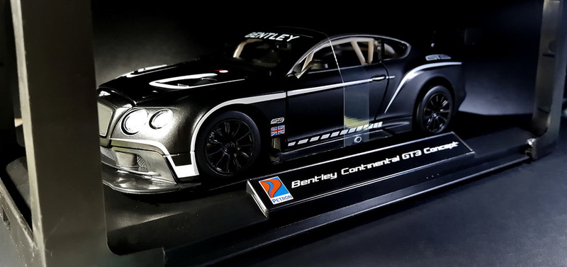 Illustration for article titled A black Bentley